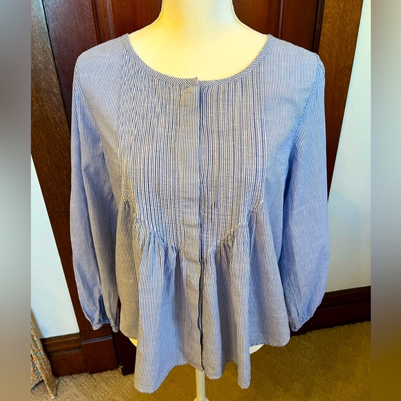 LuckyBrand Blue and white pinstriped top-large-pleated and buttons in front. - Picture 2 of 5